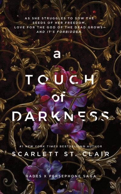 A Touch of Darkness - Scarlett St. Clair