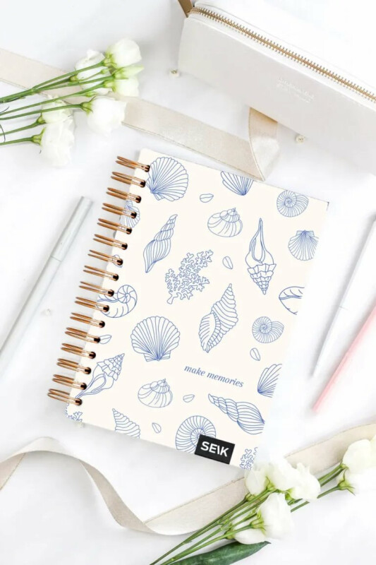 Bullet journal/zápisník s tečkami (pevné desky)