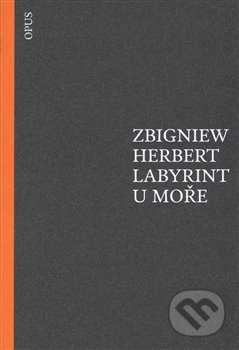 Labyrint u moře