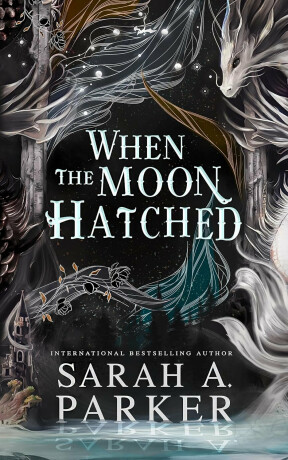 When the Moon Hatched (The Moonfall 1)